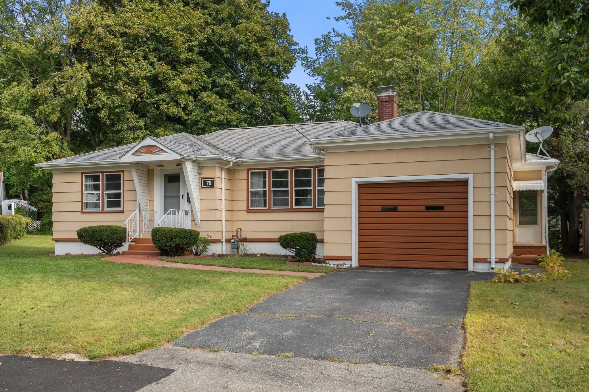 78 Mower St Property Photo 37