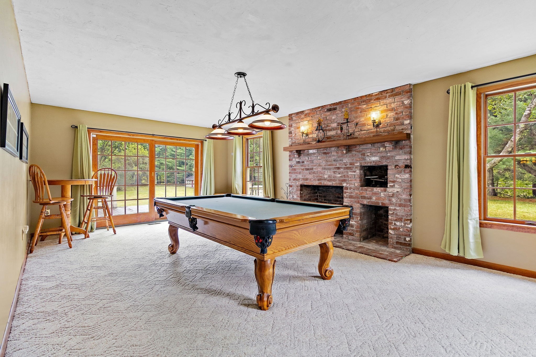 1388 Main Street Property Photo 7