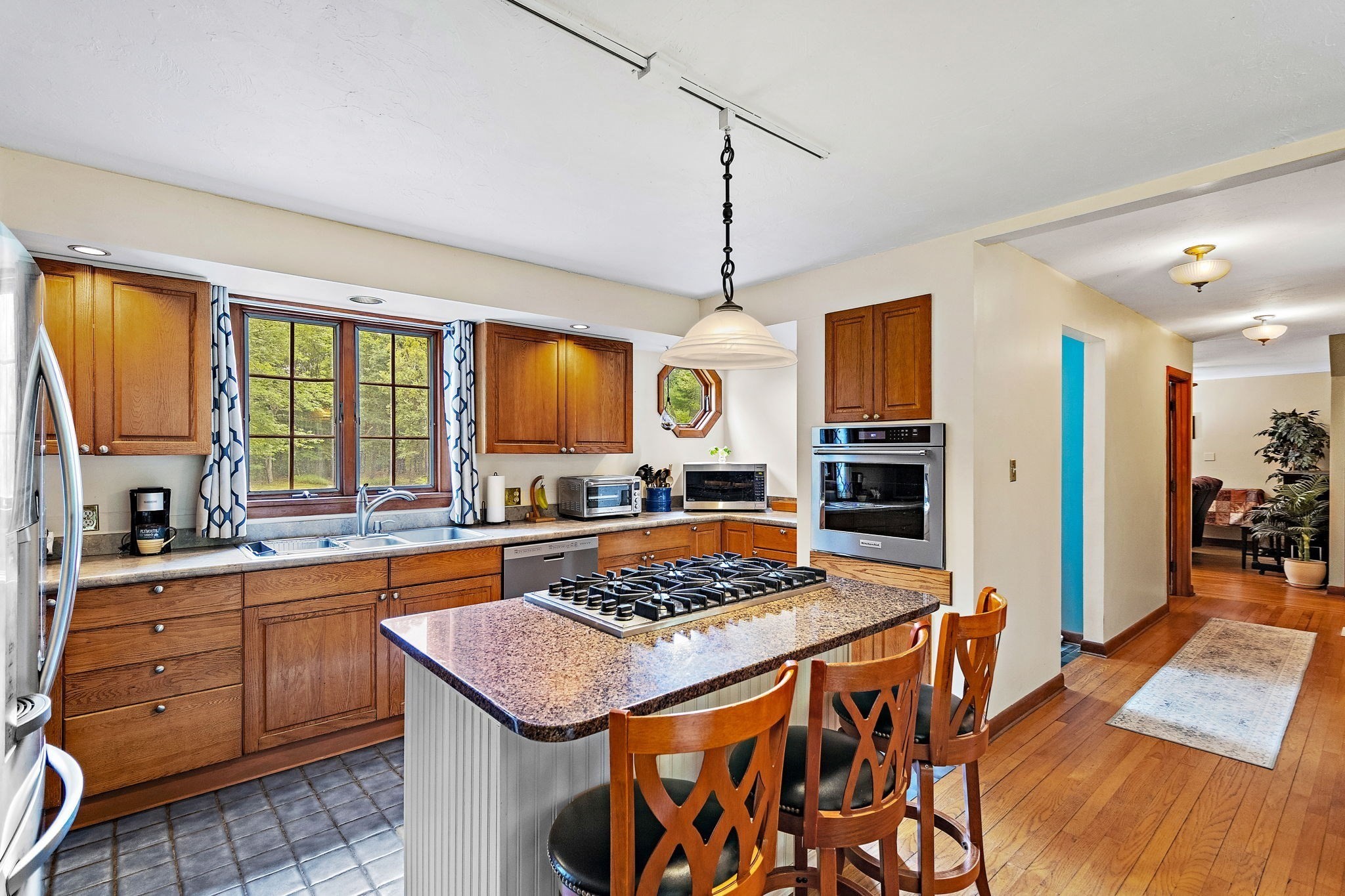 1388 Main Street Property Photo 13