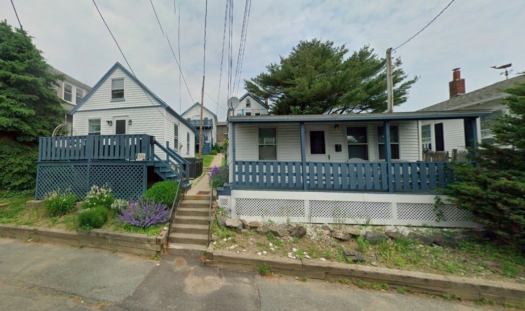 21 Siren St # A Property Photo 1