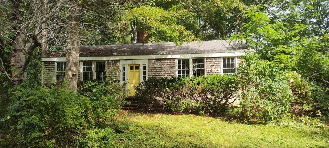 60 Swamp Rd Property Photo 1