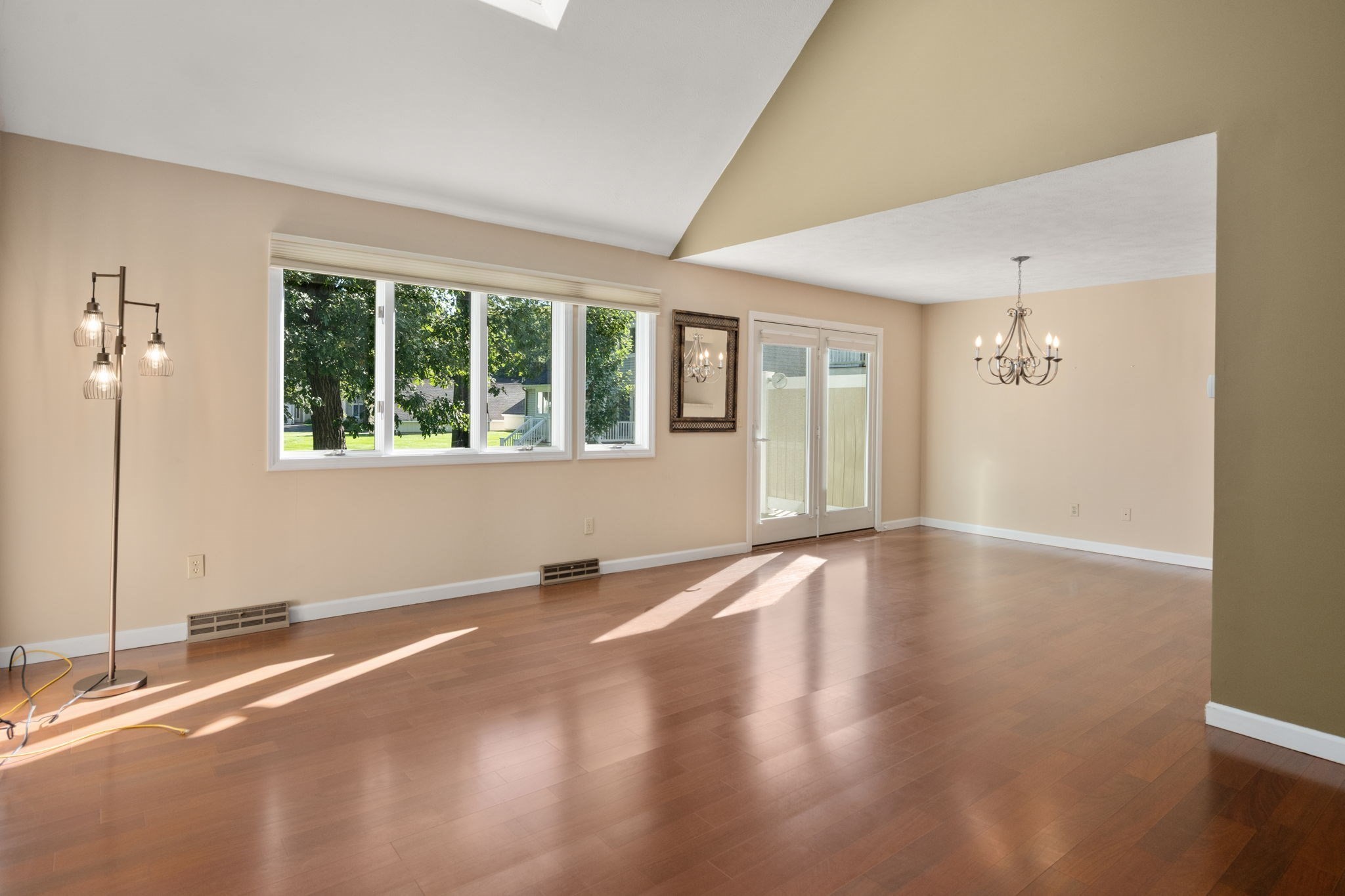2205 Boston Rd # F50 Property Photo 3