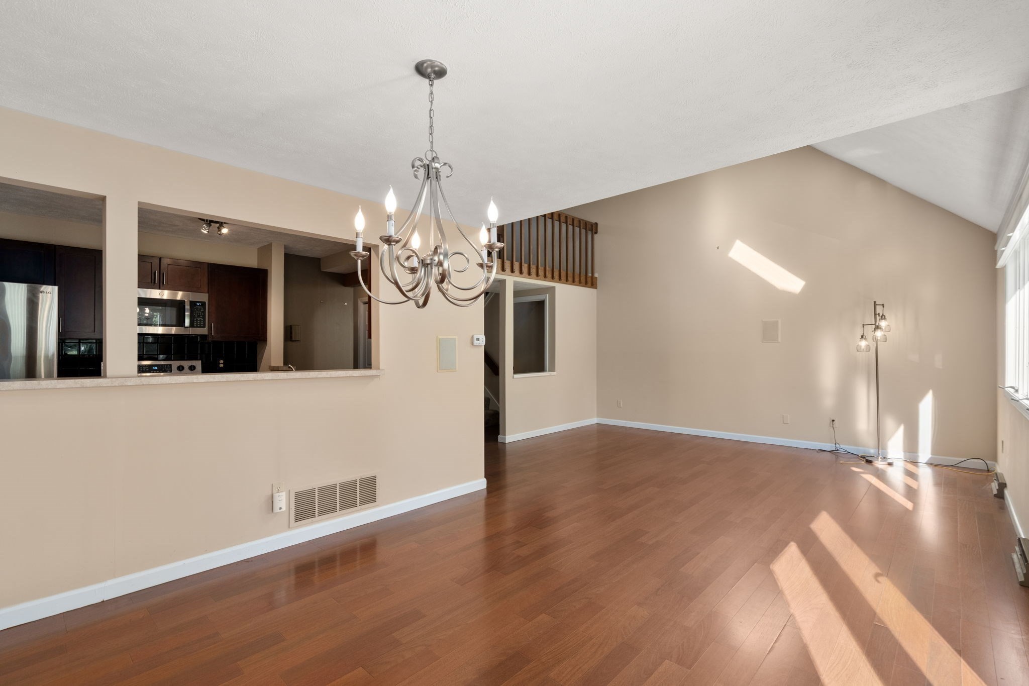 2205 Boston Rd # F50 Property Photo 5
