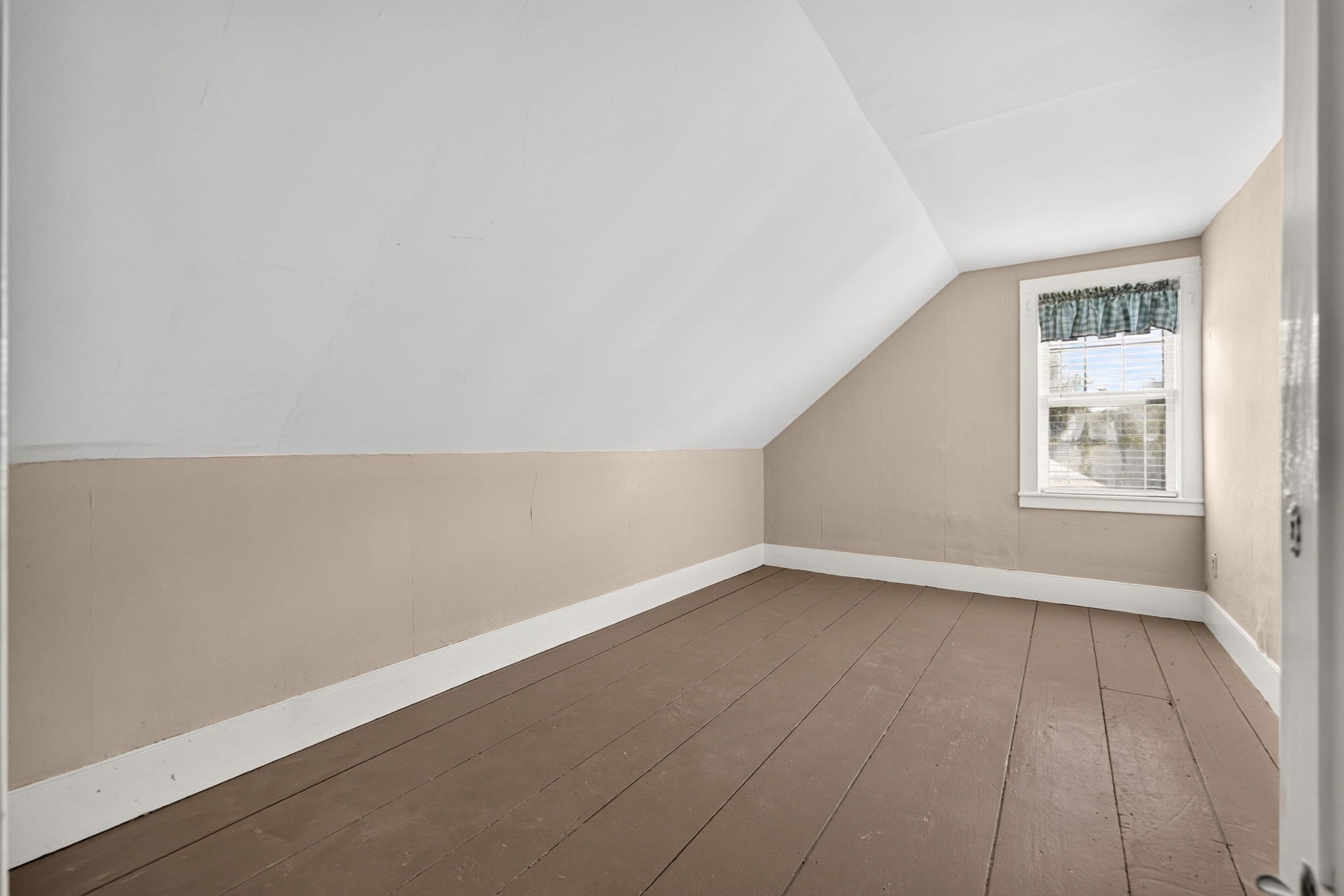 20 Liberty Street Property Photo 25