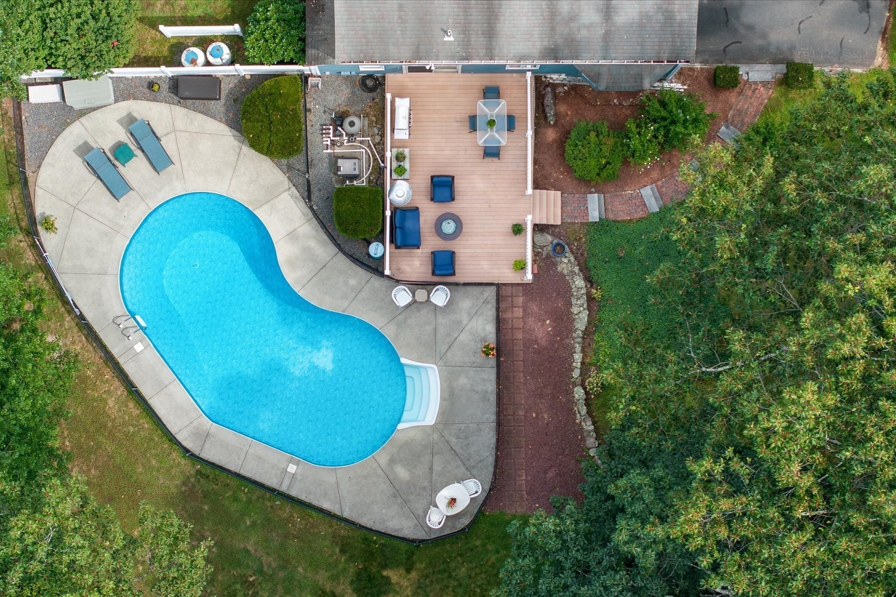 4 Blueberry Lane Property Photo 2