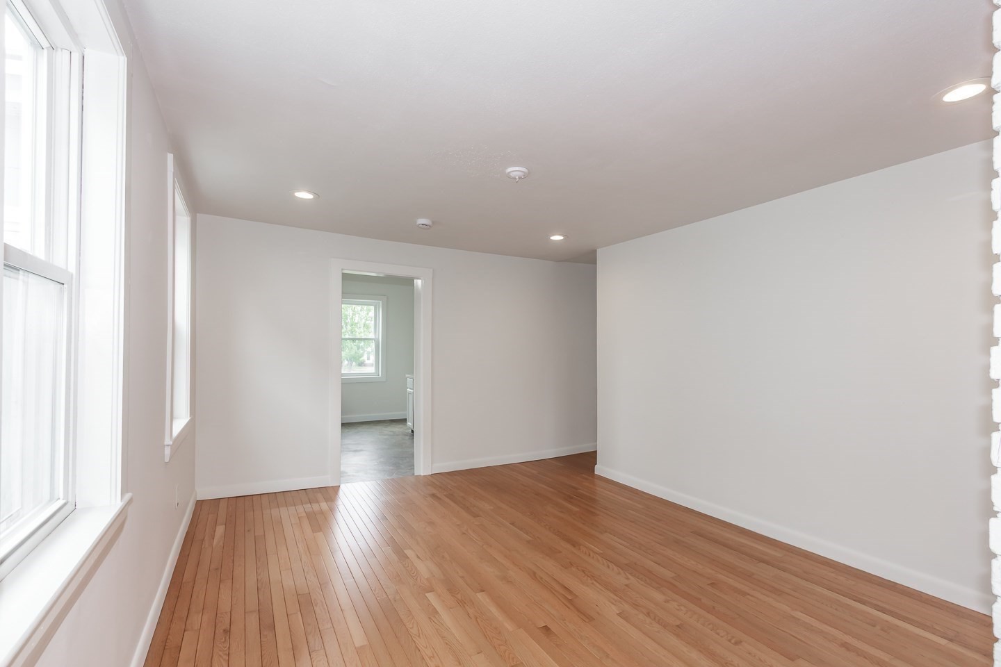10 Elm Ct Property Photo 13