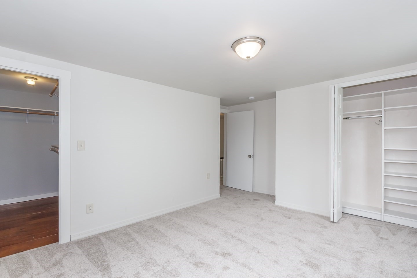10 Elm Ct Property Photo 23