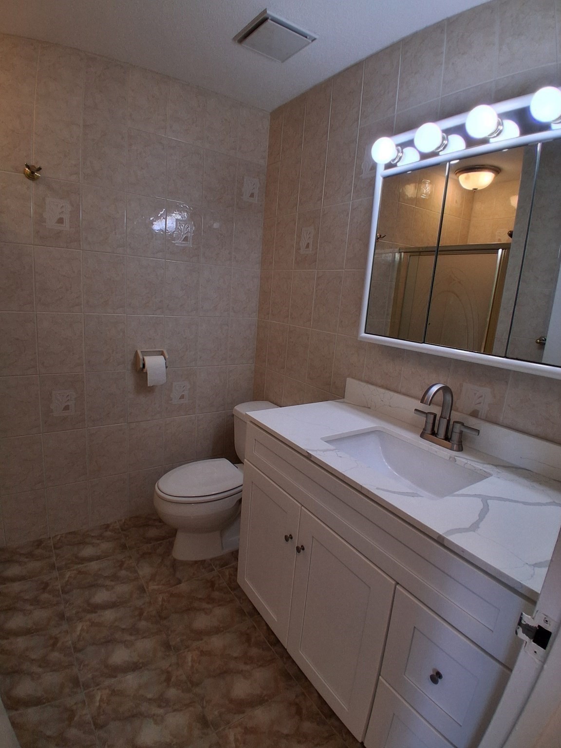 1004 Paradise Rd # 2m Property Photo 15