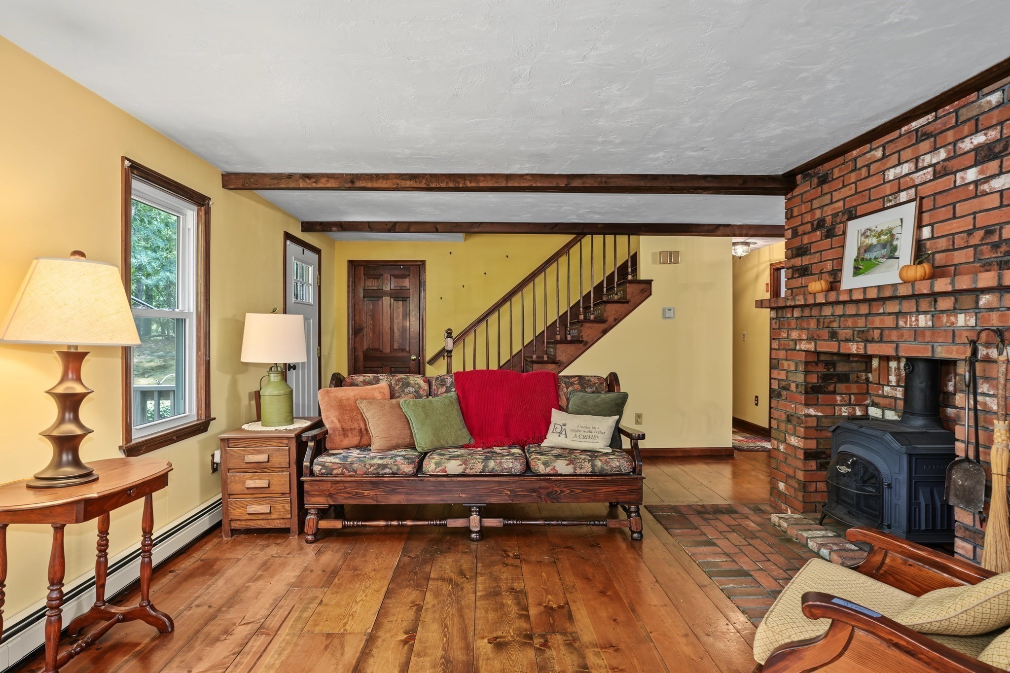 8 Fales Road Property Photo 2