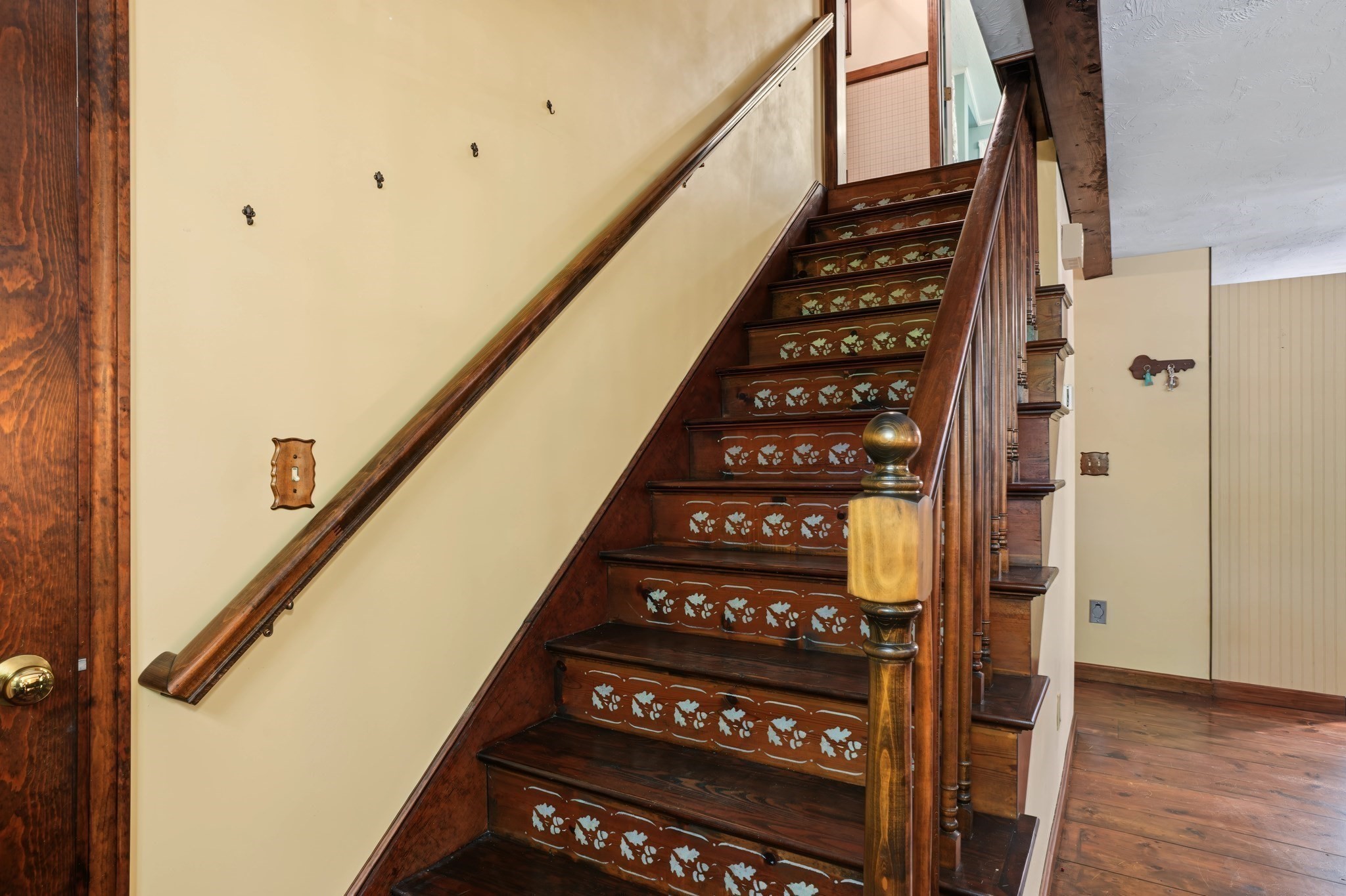 8 Fales Road Property Photo 17