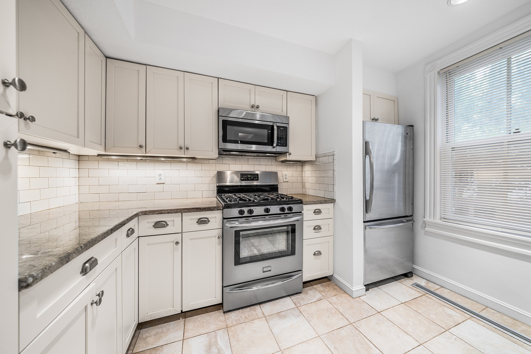 1175 Chestnut St # 3 Property Photo 6