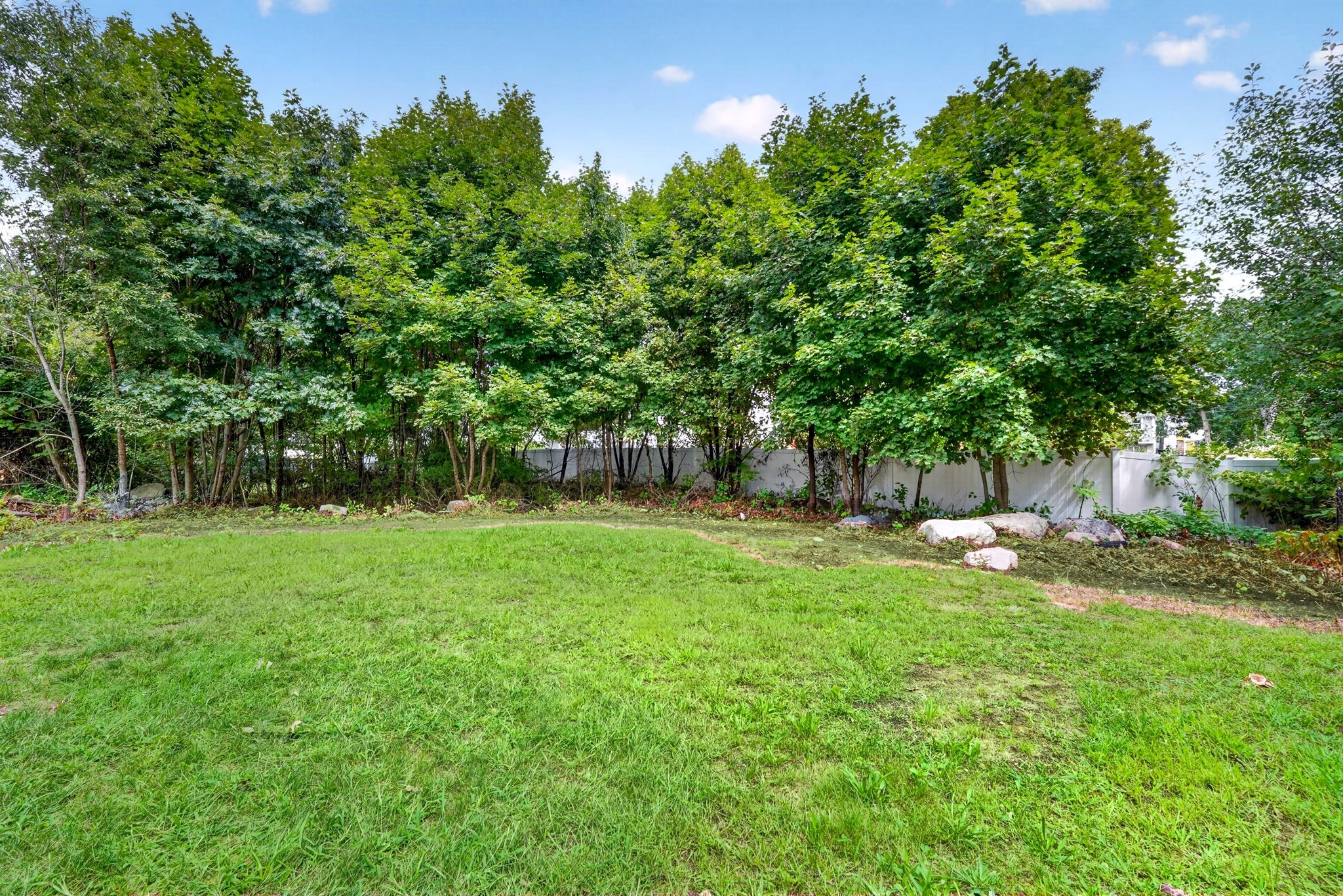 24 Lisa Rd # 24 Property Photo 13