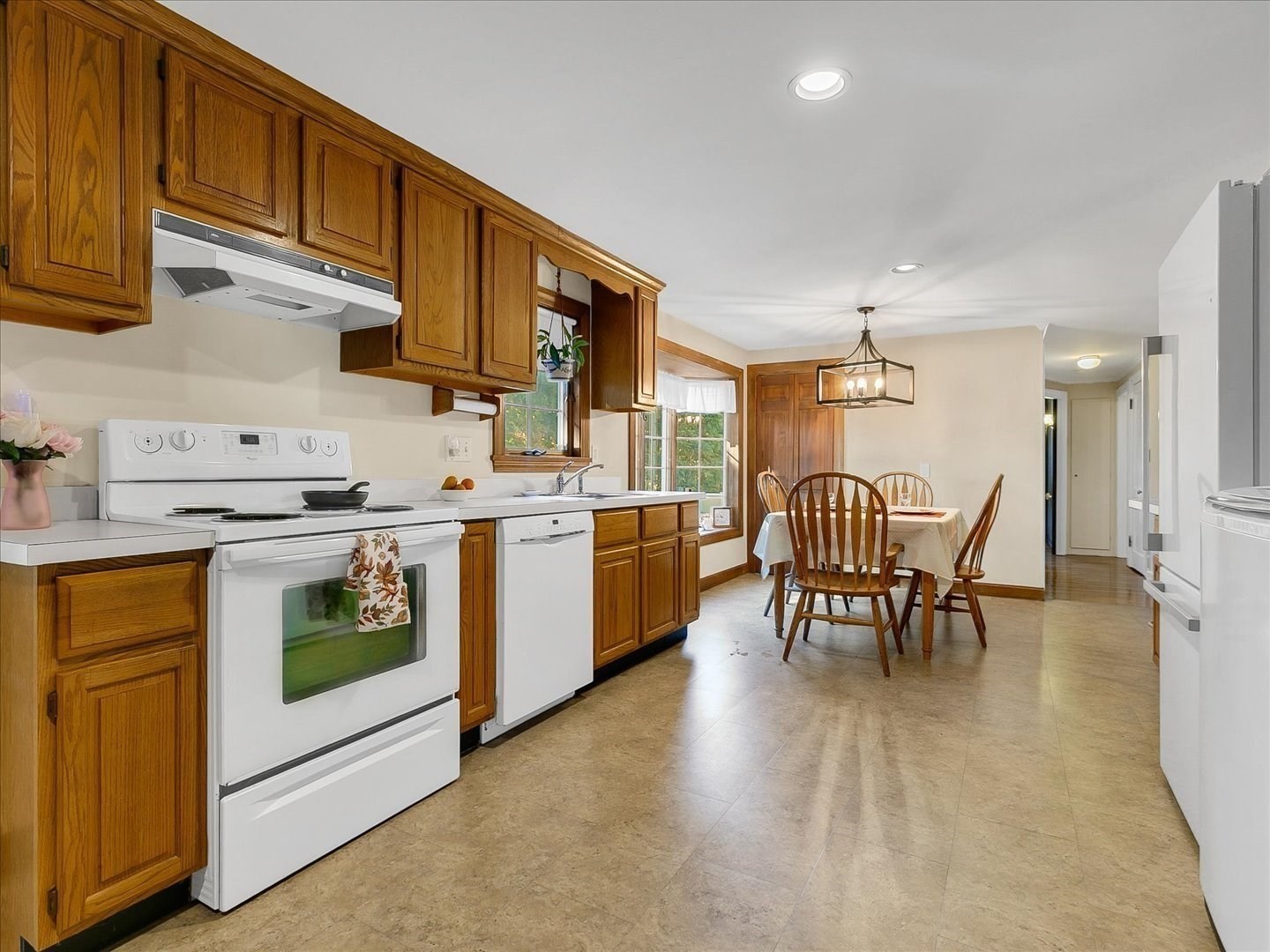 31 Chipman Road Property Photo 5