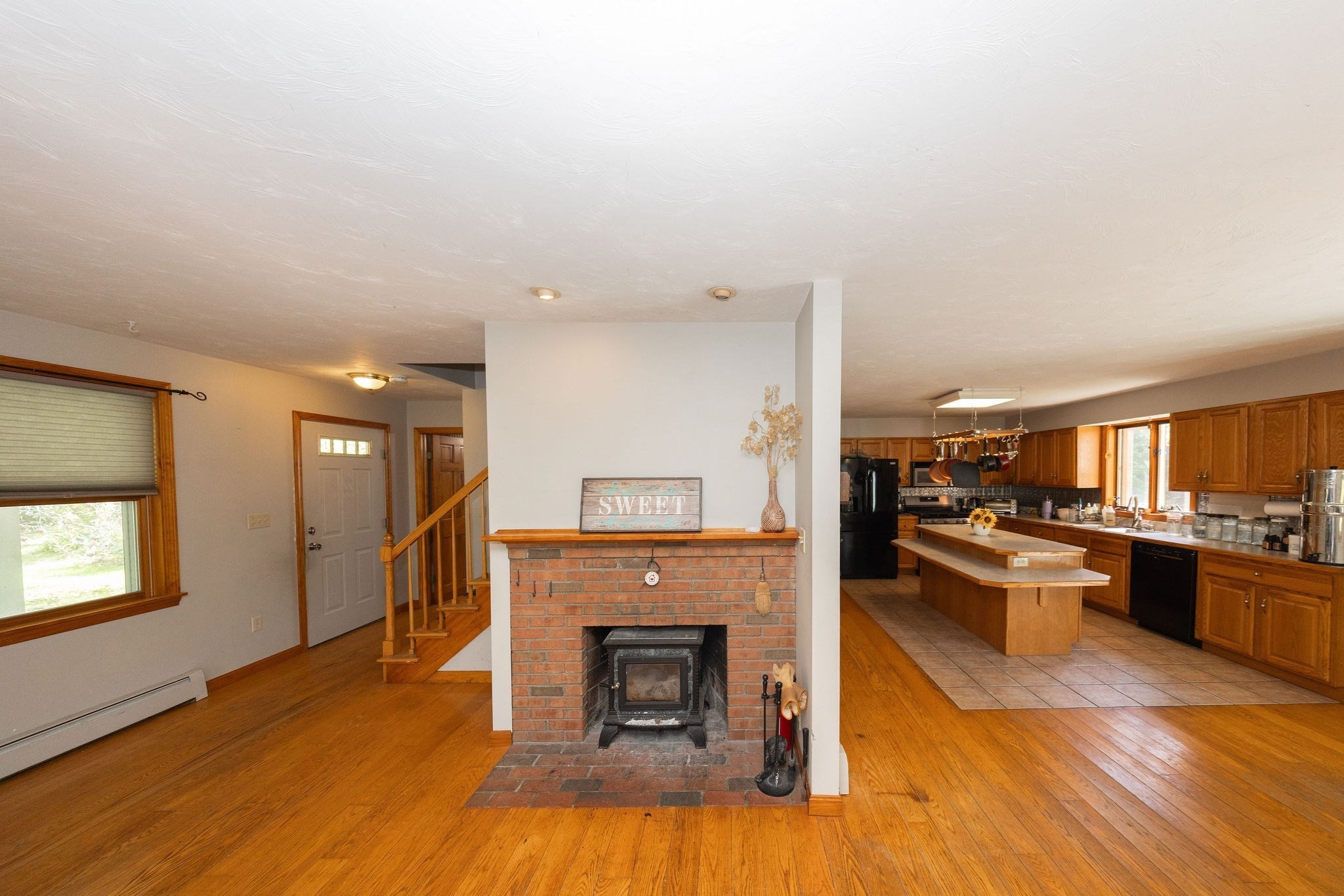 152 Pierce Rd Property Photo 3