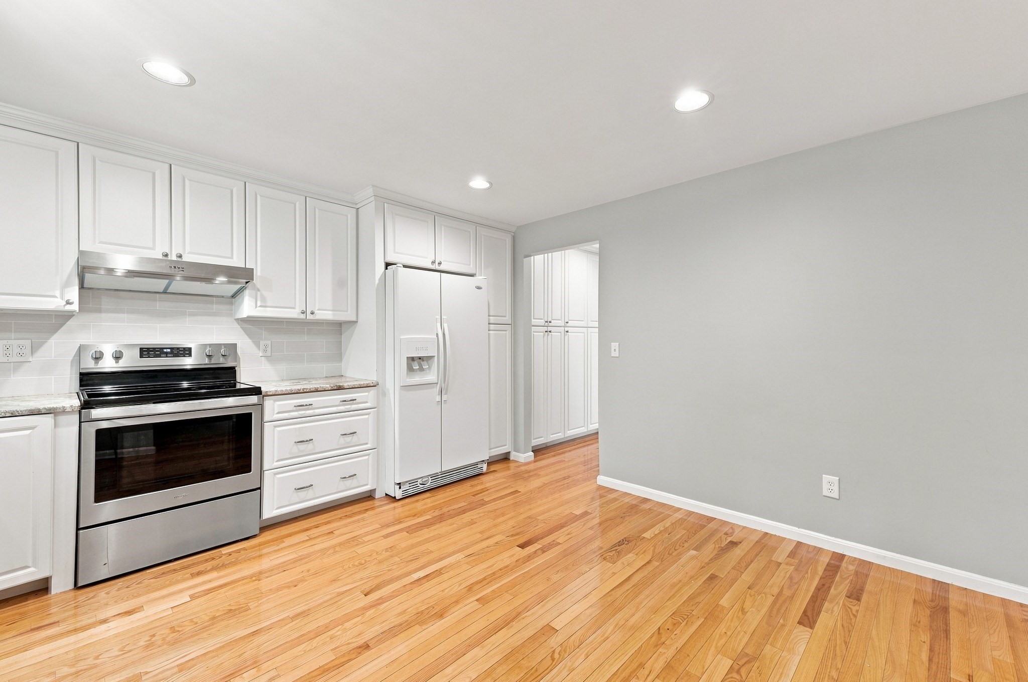 770 Salisbury St # 423 Property Photo 9