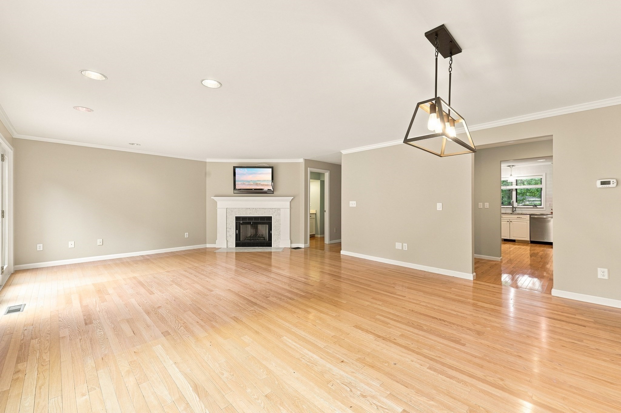 770 Salisbury St # 423 Property Photo 11