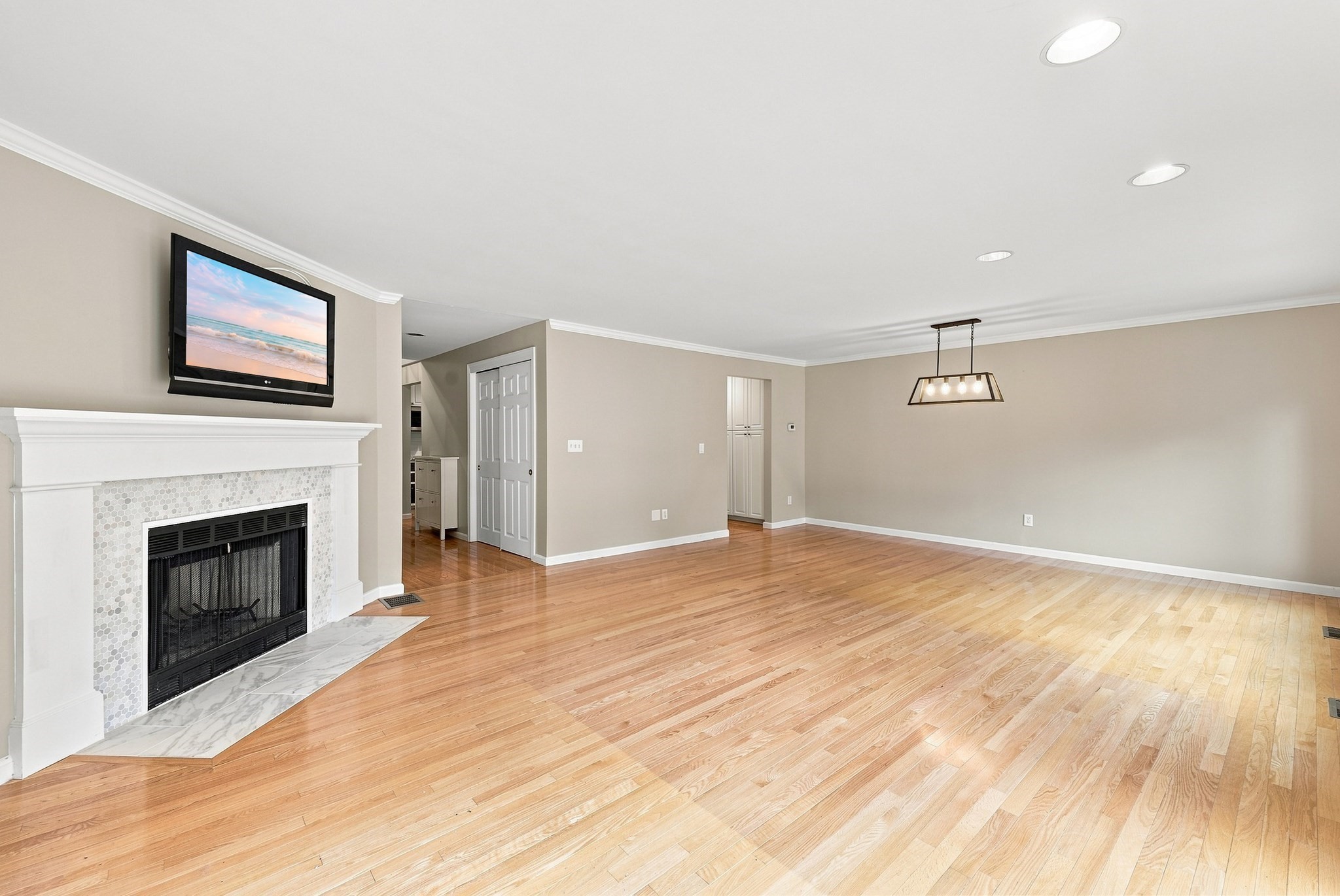 770 Salisbury St # 423 Property Photo 13