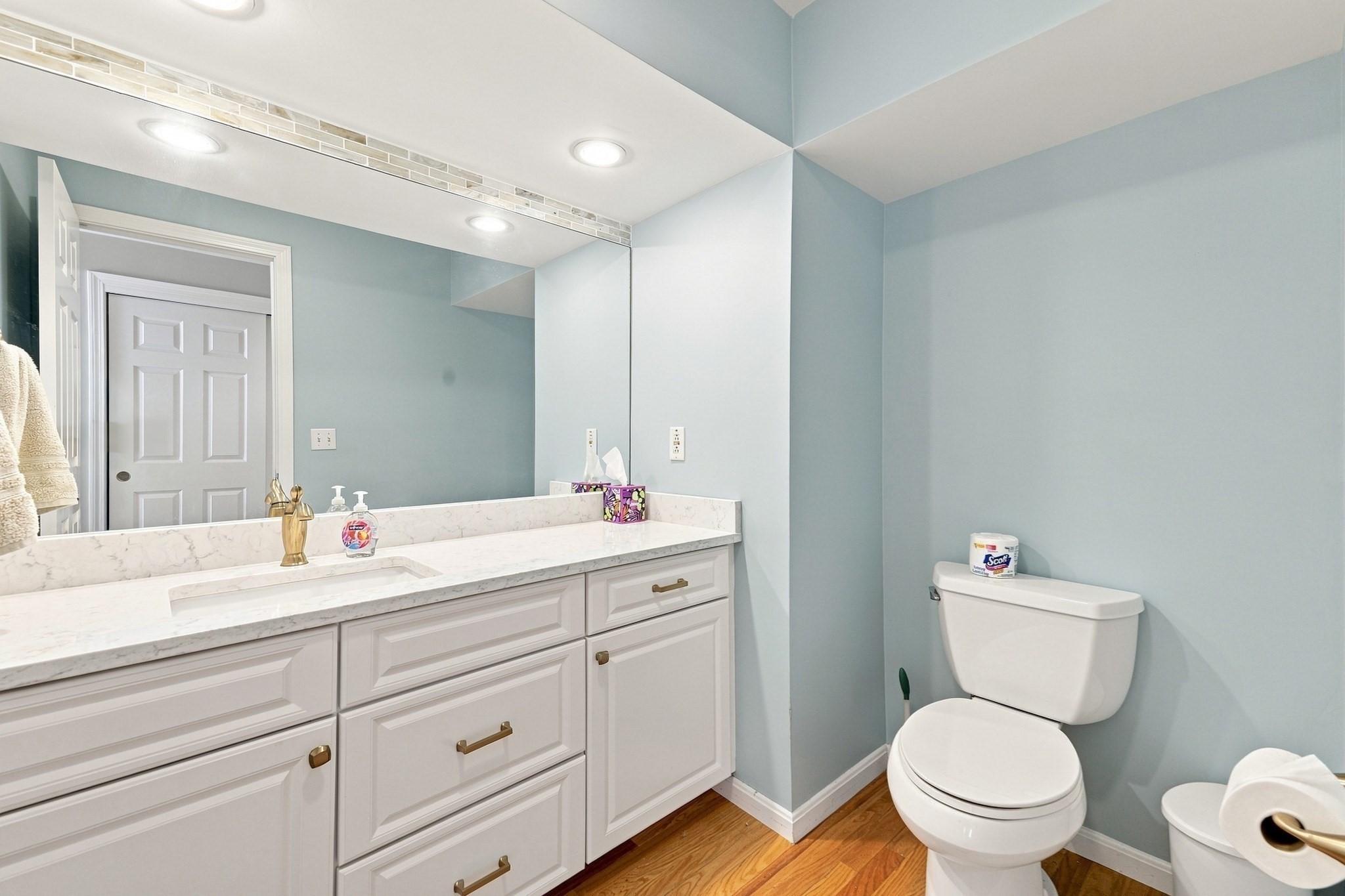 770 Salisbury St # 423 Property Photo 17