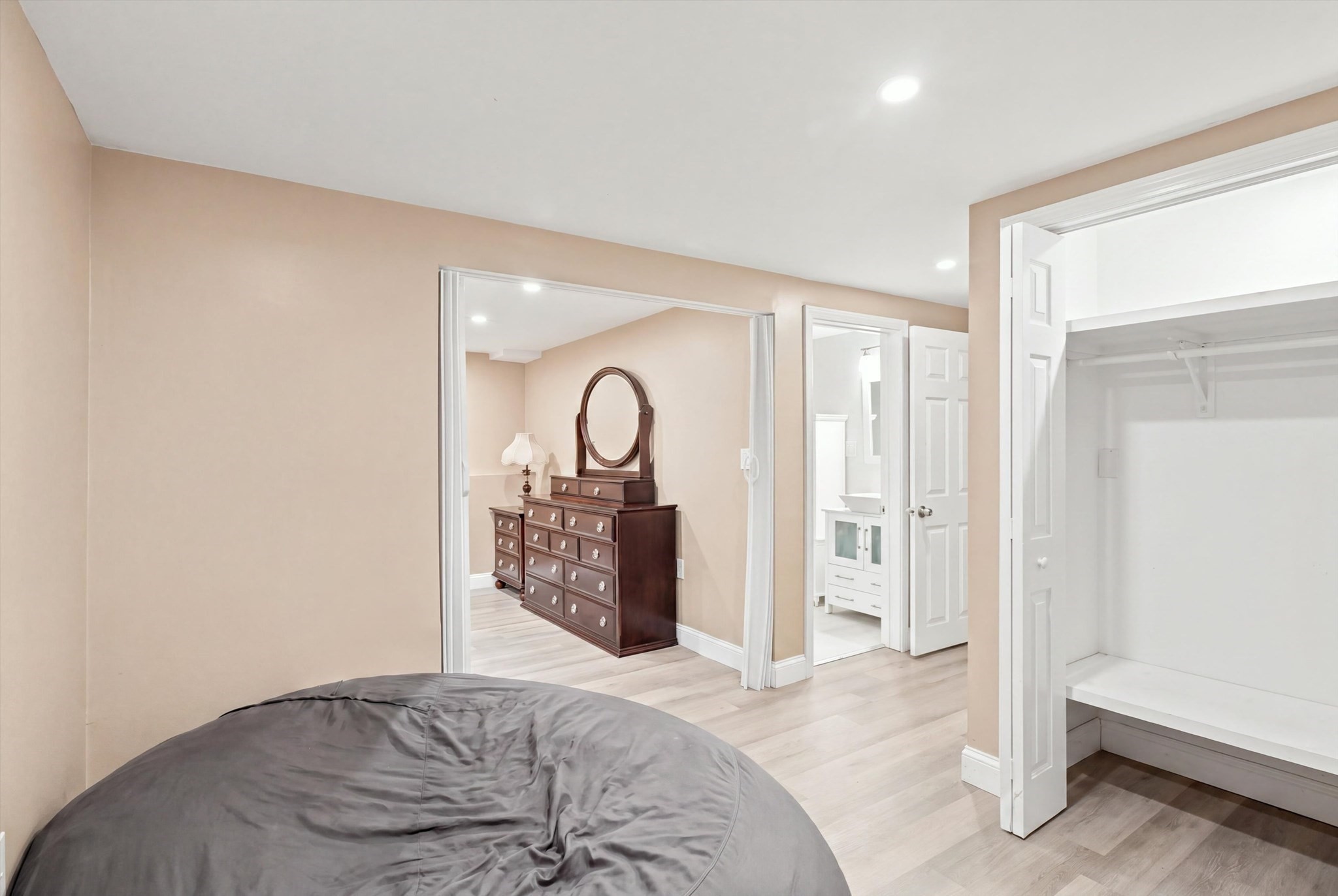 22 Woodbury St Property Photo 22
