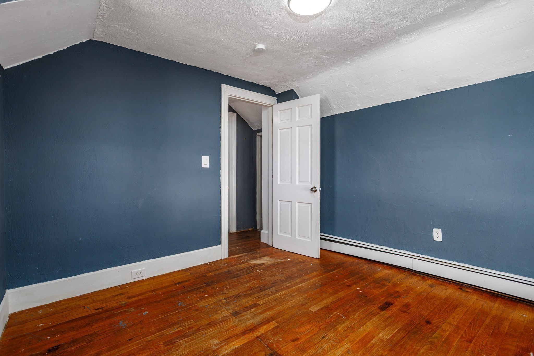 144 Blossom St Property Photo 23