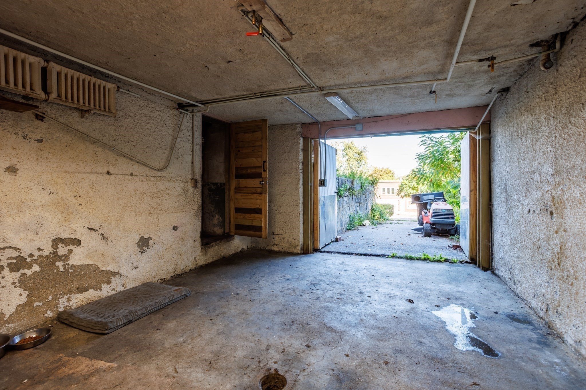 144 Blossom St Property Photo 29