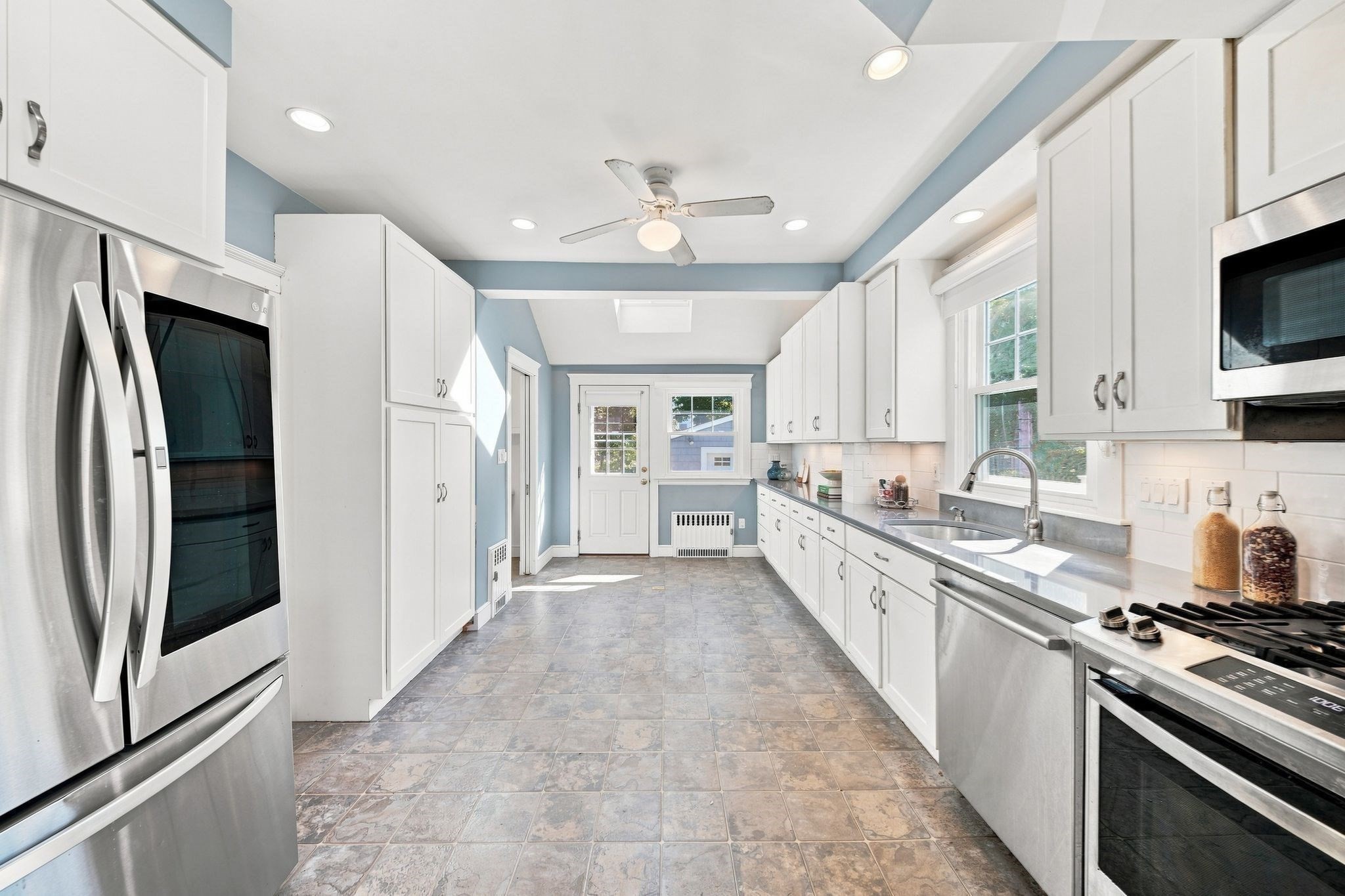 54 Emerson Street Property Photo 11