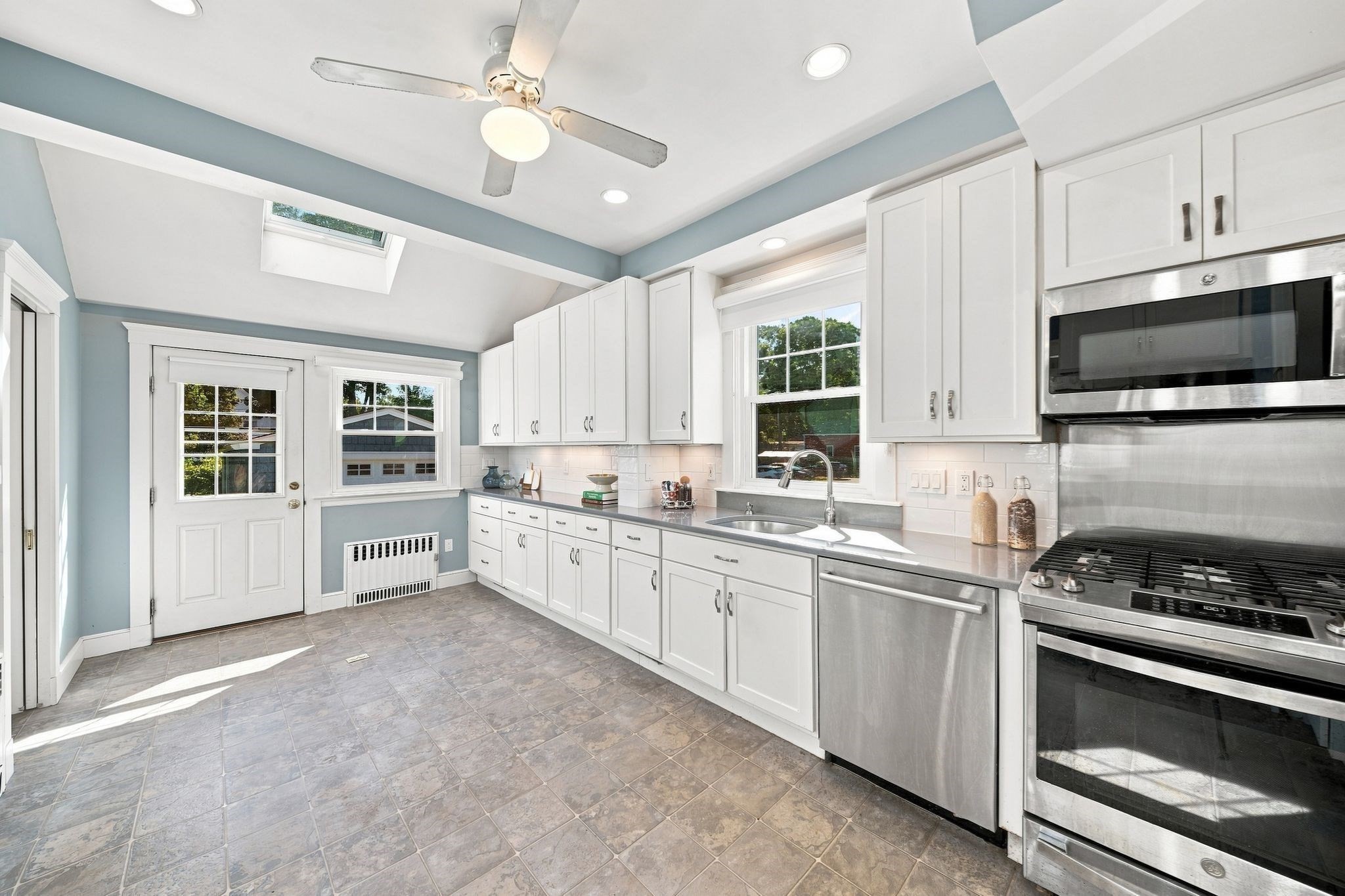 54 Emerson Street Property Photo 12
