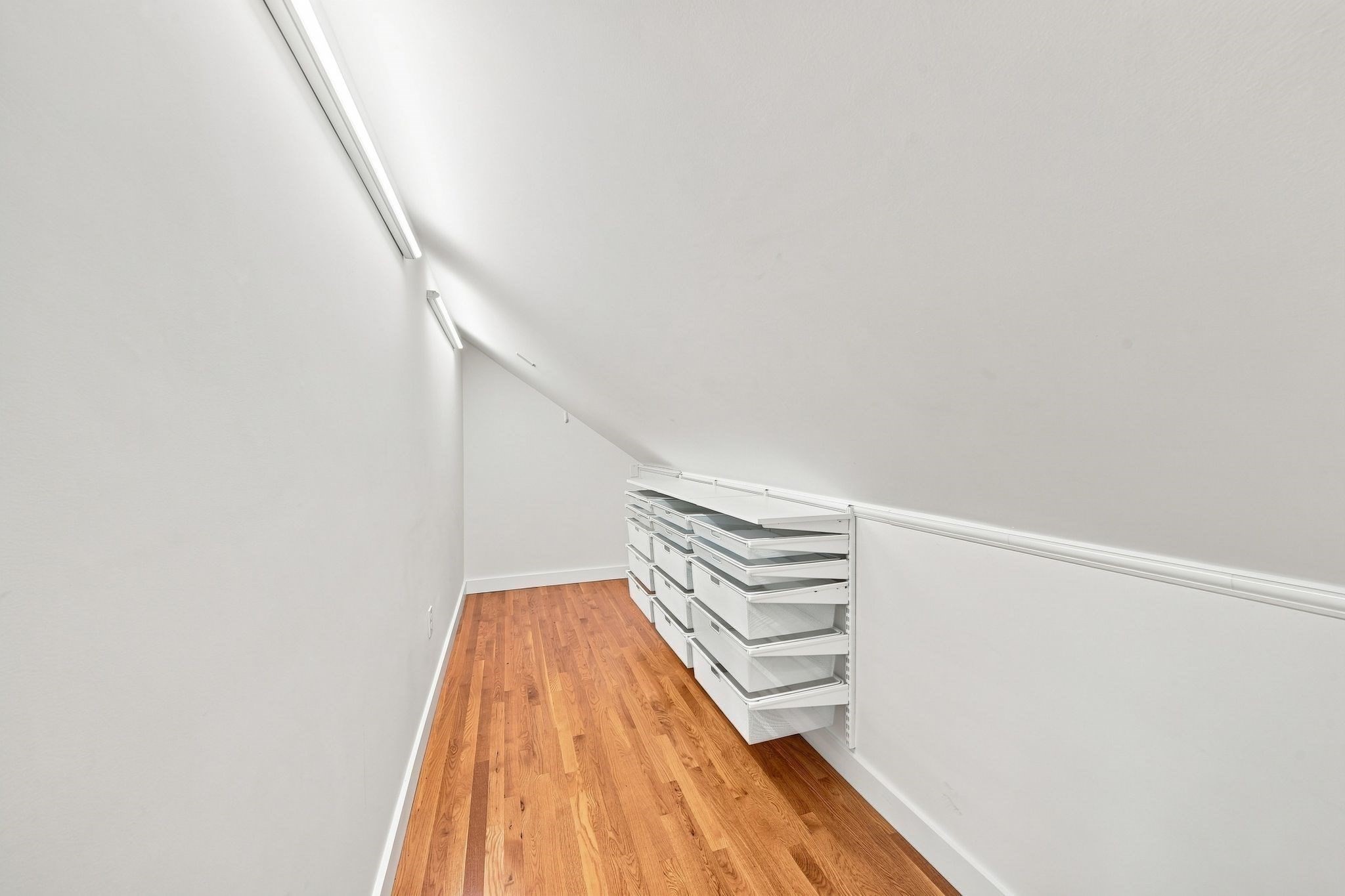 54 Emerson Street Property Photo 32