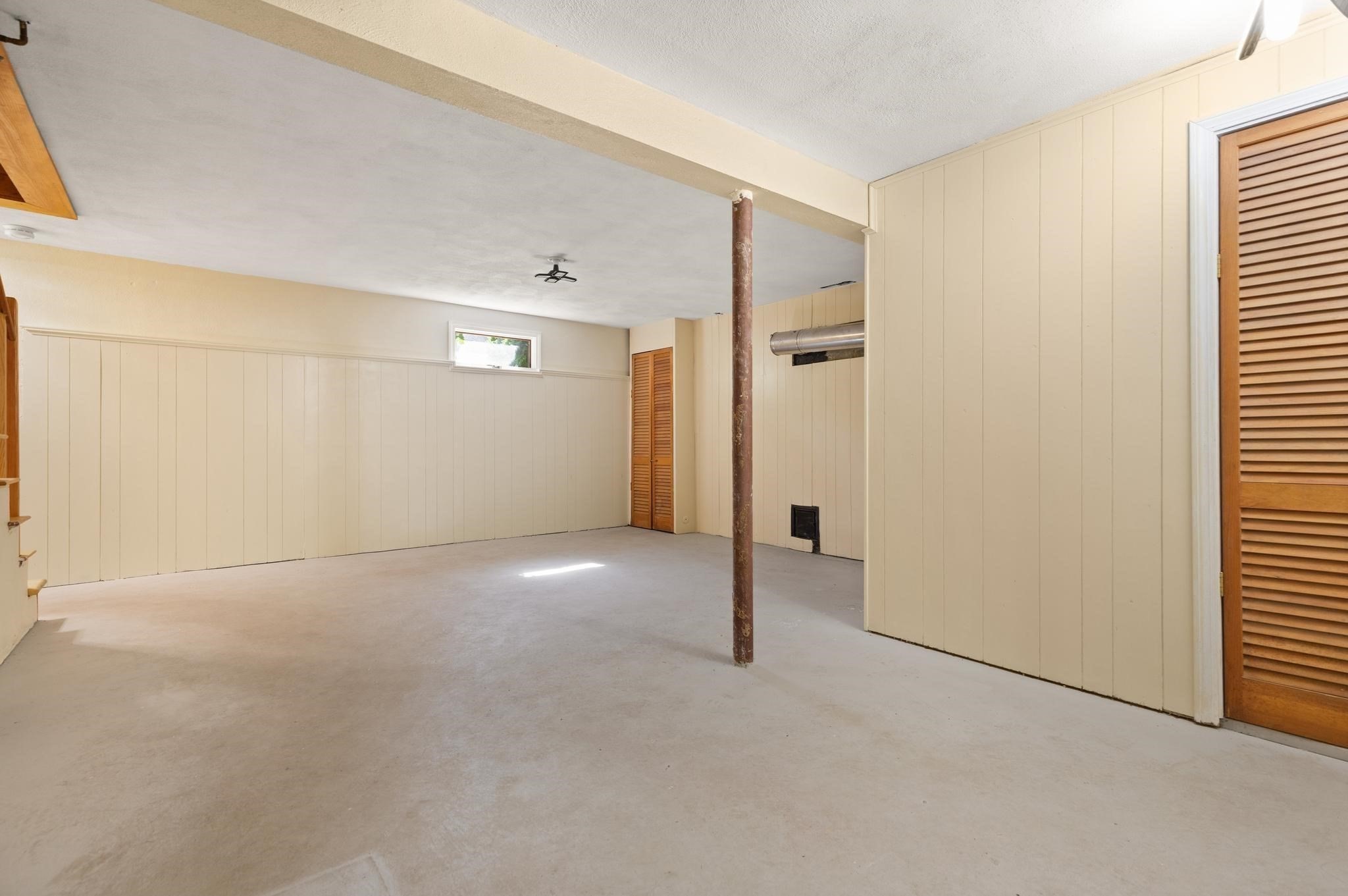 8 Short St Property Photo 37