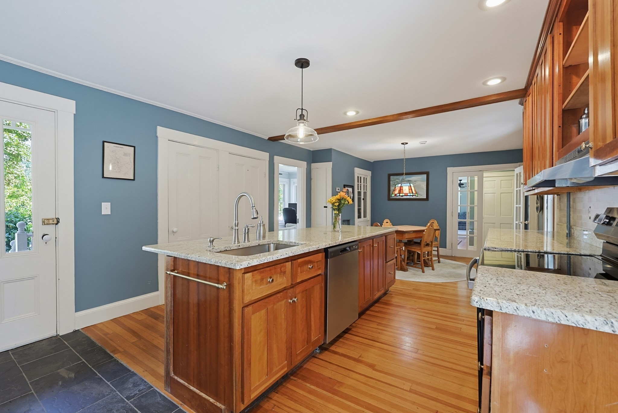 40 Lydon Property Photo 5