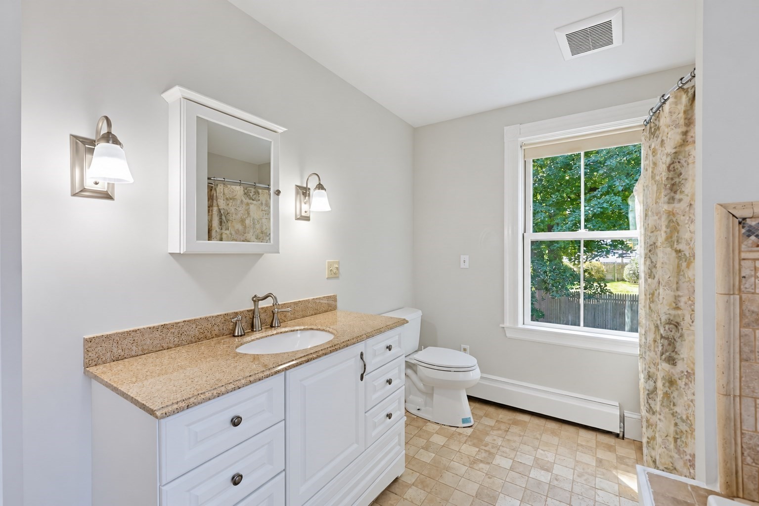 40 Lydon Property Photo 26