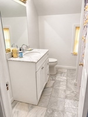 21 Bicknell St Property Photo 11
