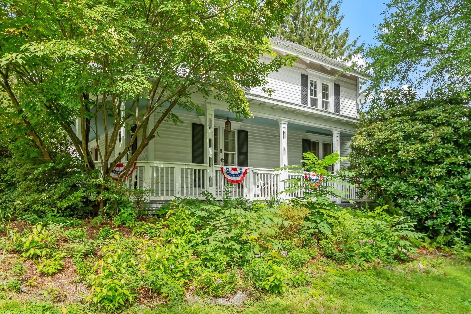 46 Broad St Property Photo 2