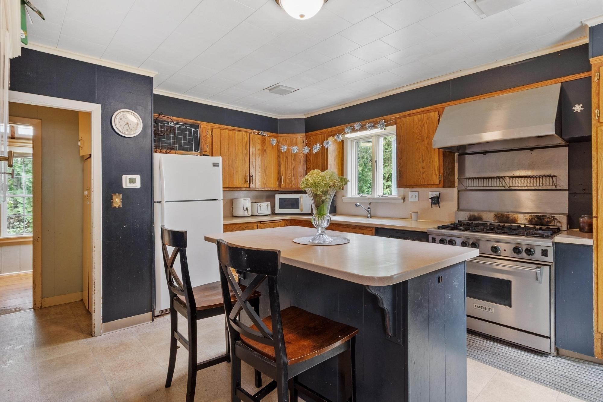 46 Broad St Property Photo 10