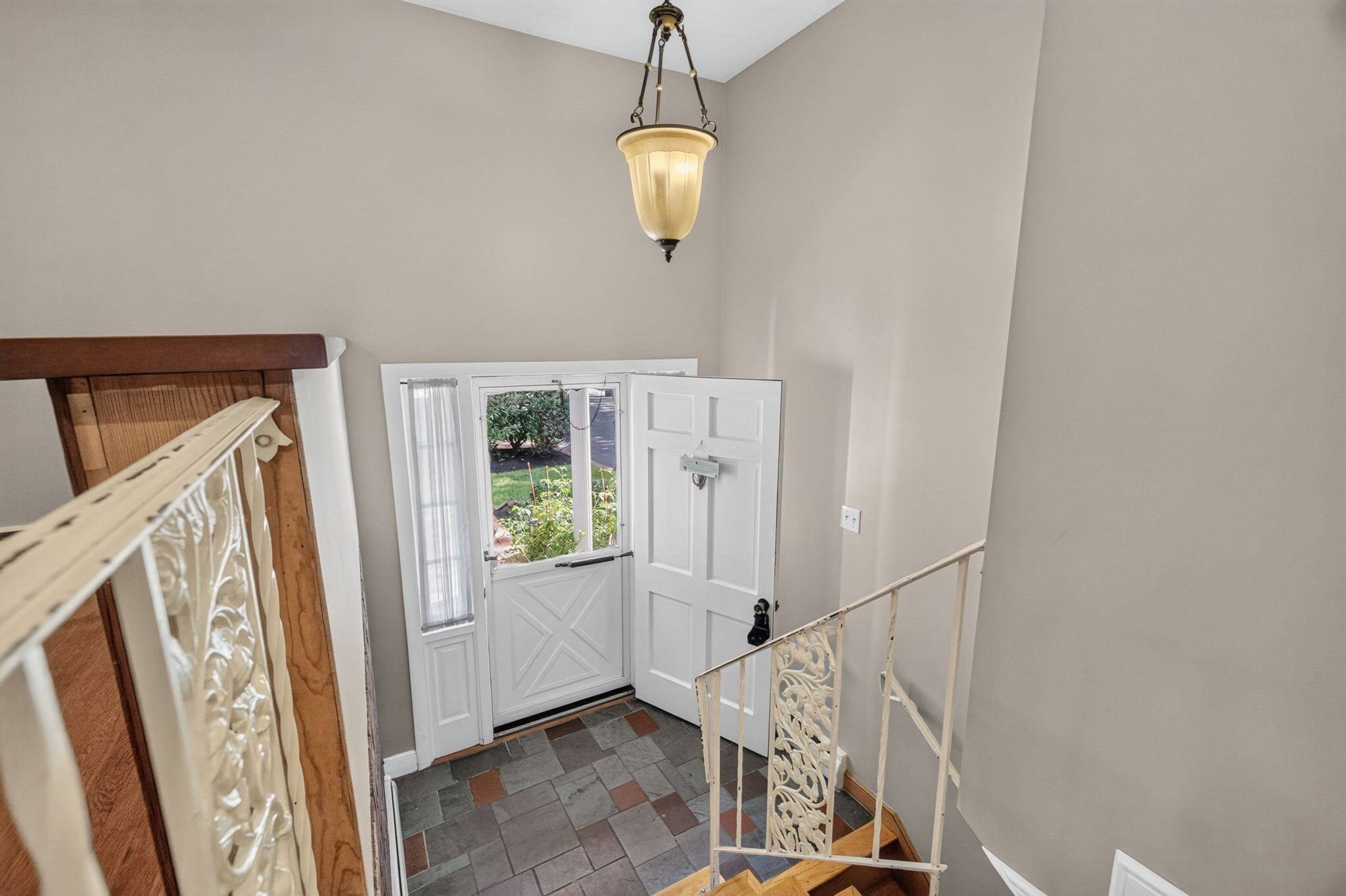 81 Alder Rd Property Photo 3