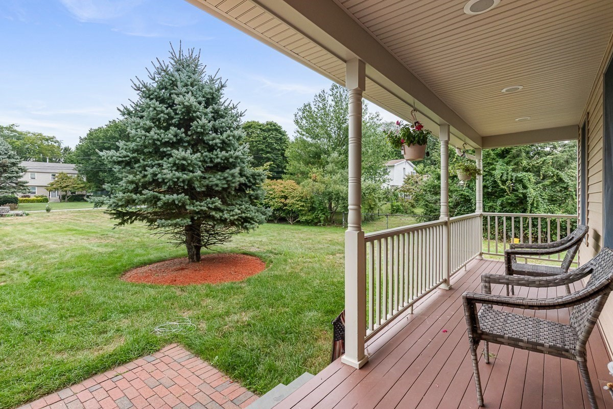 131 Elm Street Property Photo 4