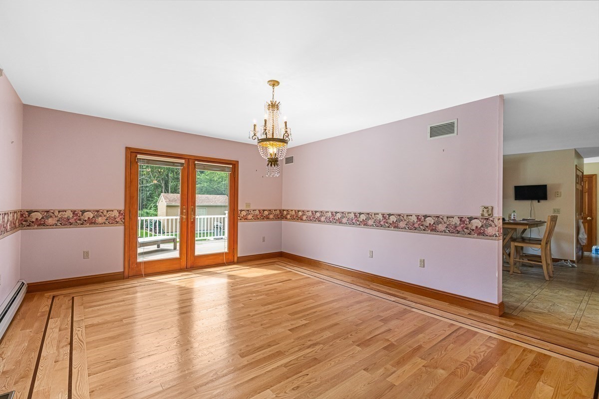 131 Elm Street Property Photo 12