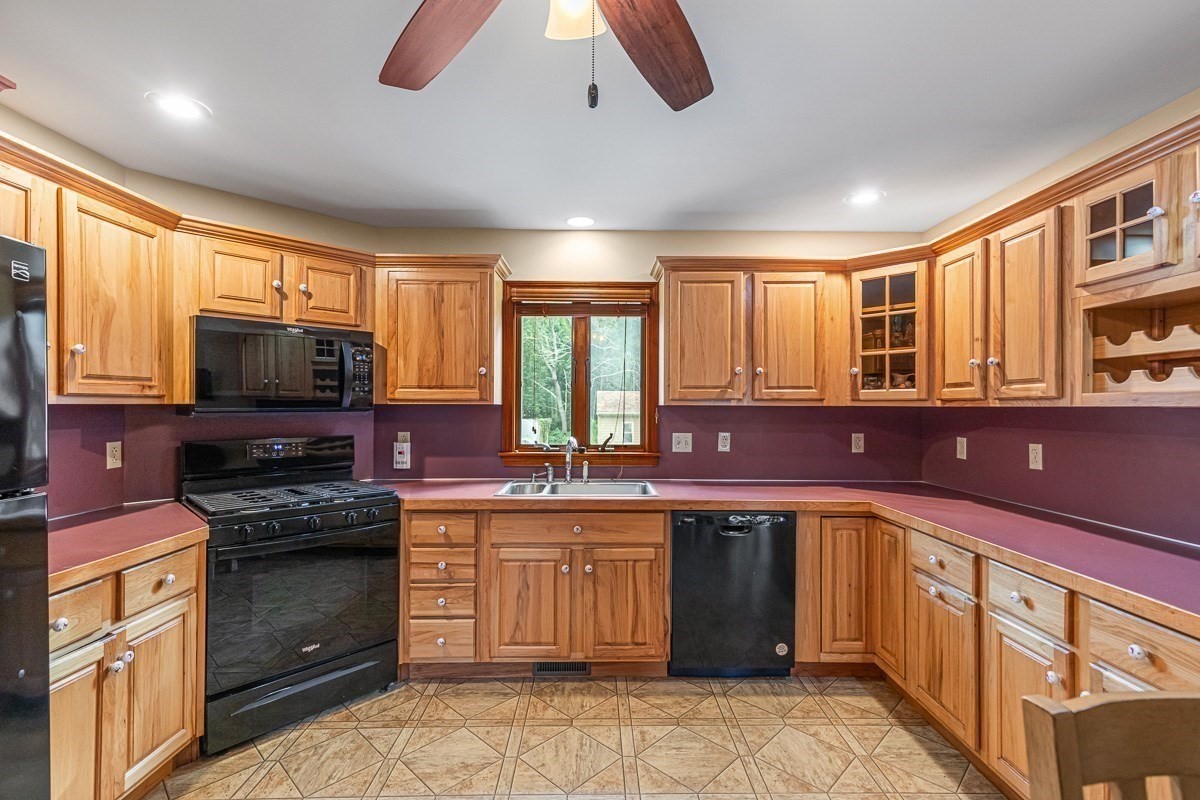 131 Elm Street Property Photo 13