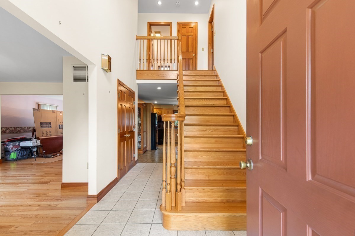 131 Elm Street Property Photo 16