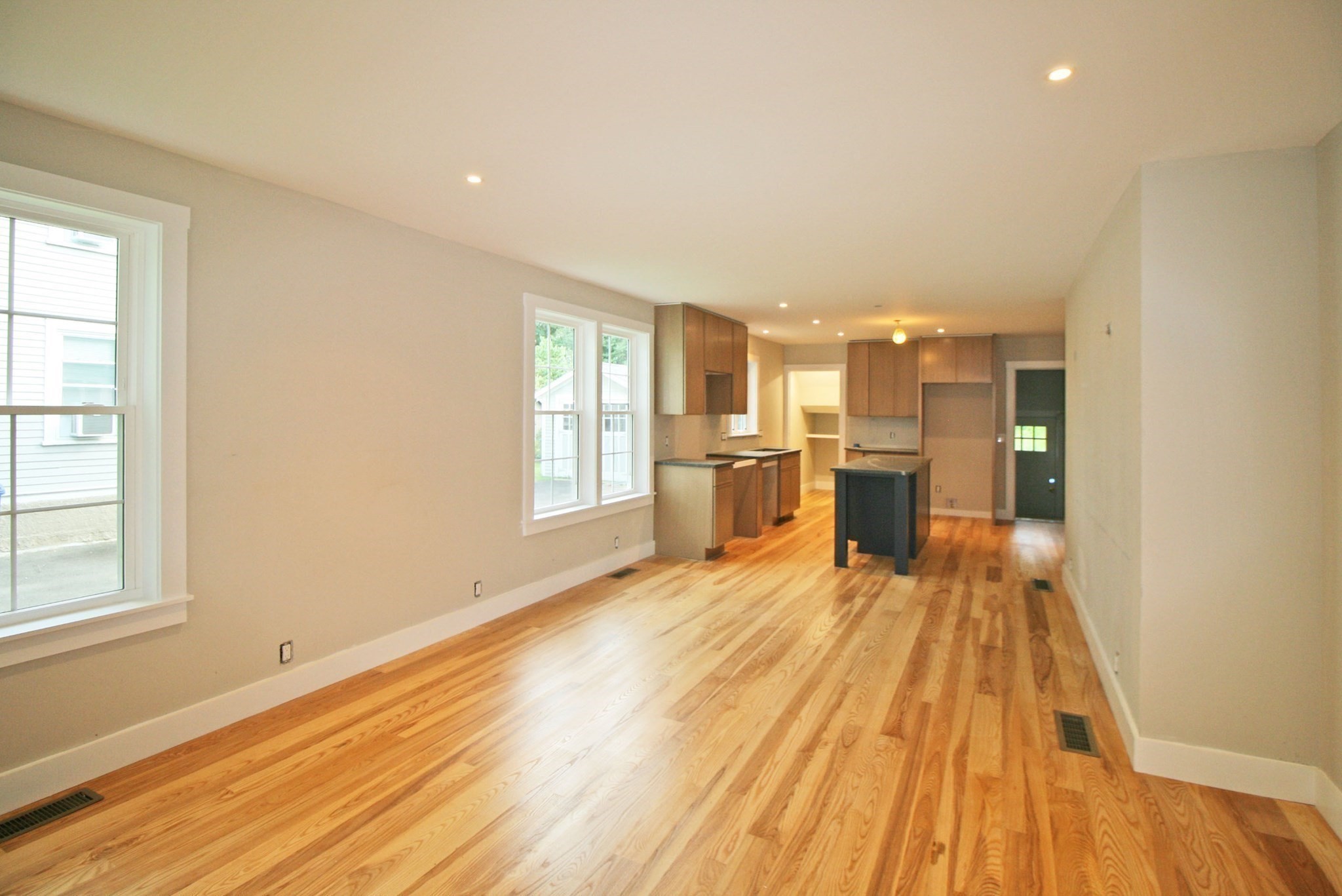 26 Northern Ave Property Photo 7