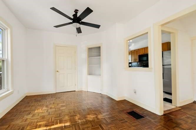 69 Franklin St Property Photo 6