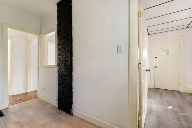 69 Franklin St Property Photo 17