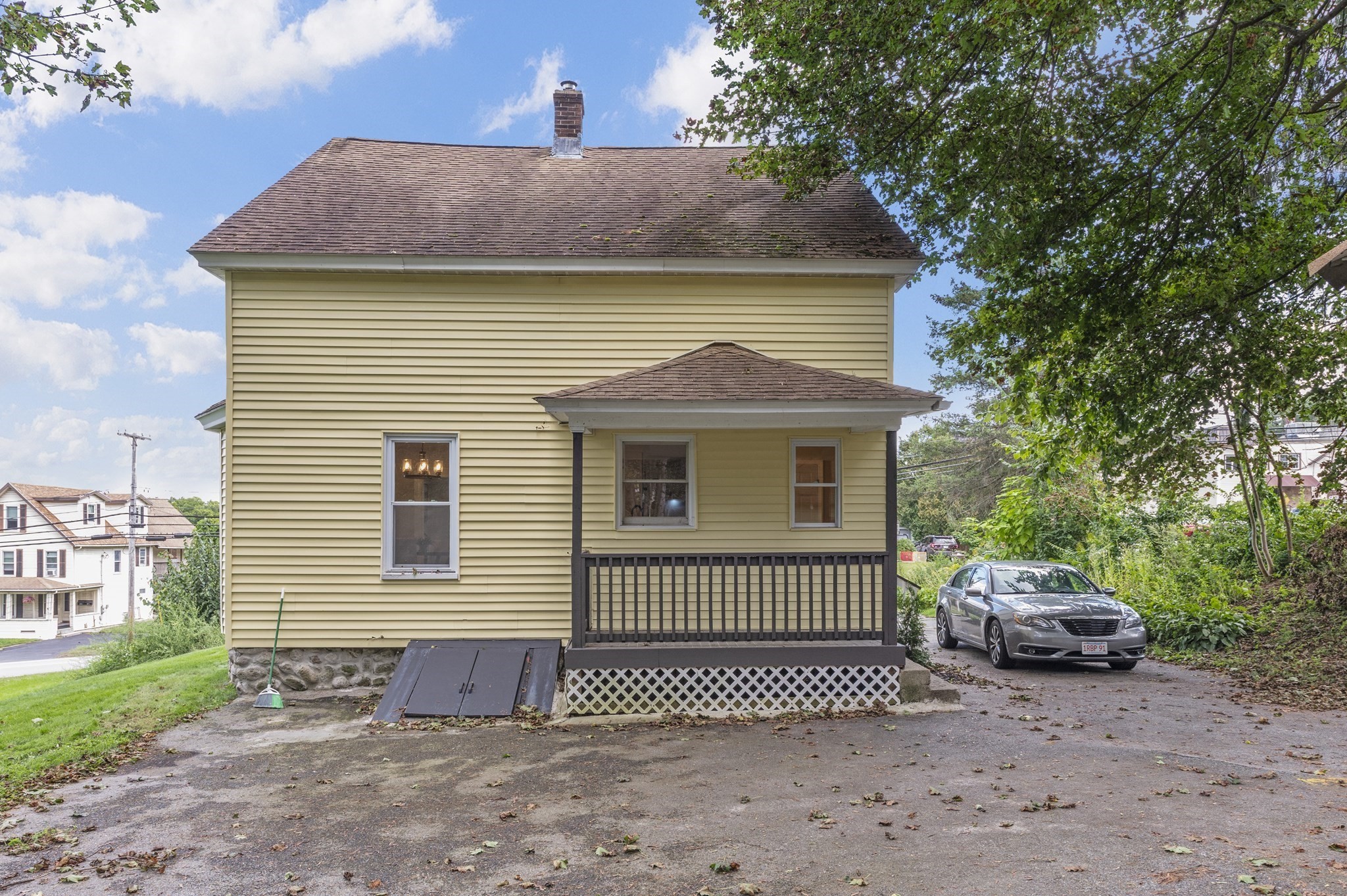 36 Central St Property Photo 28