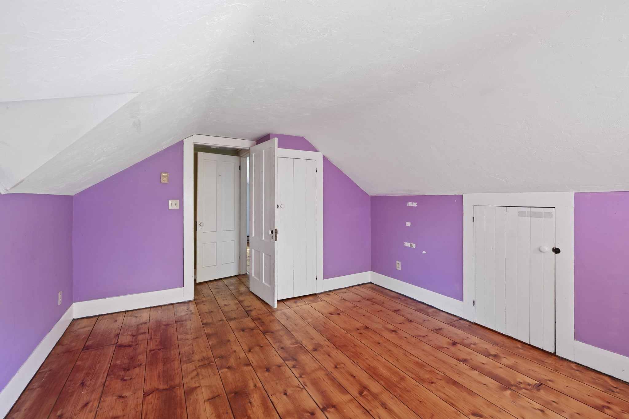 10 Spring St Property Photo 37