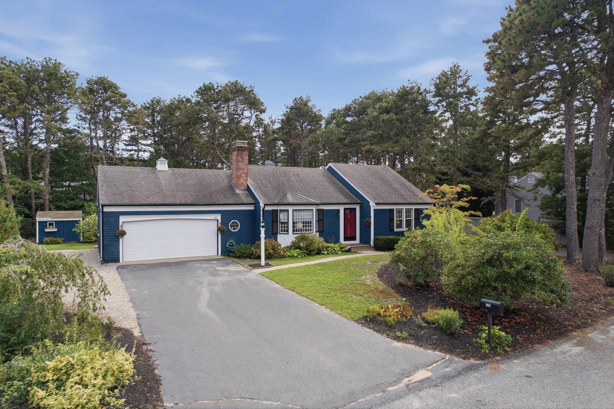105 Beacon Street Property Photo 1
