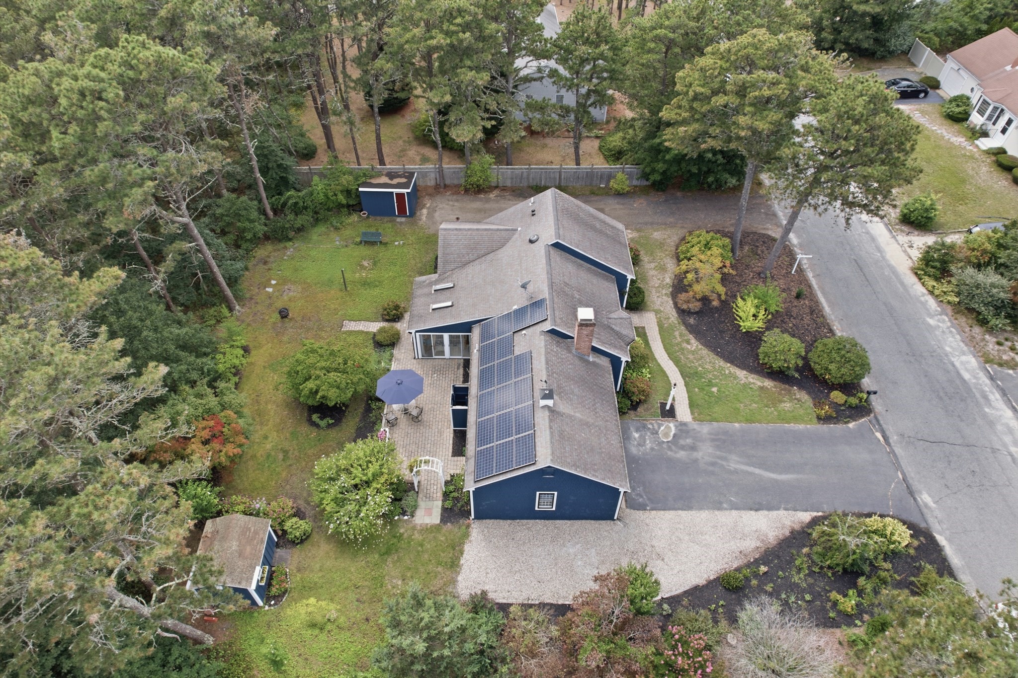 105 Beacon Street Property Photo 3