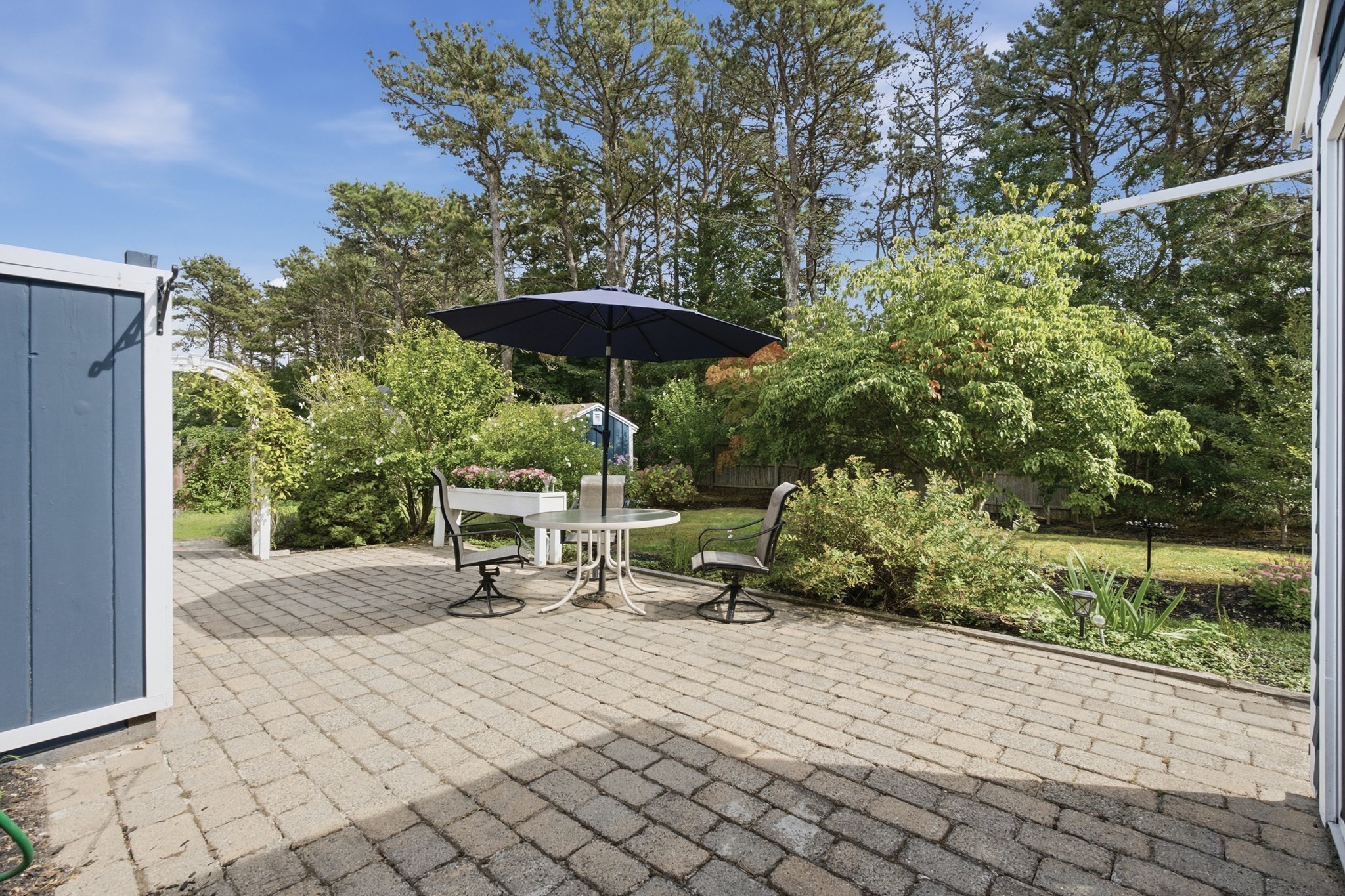 105 Beacon Street Property Photo 34
