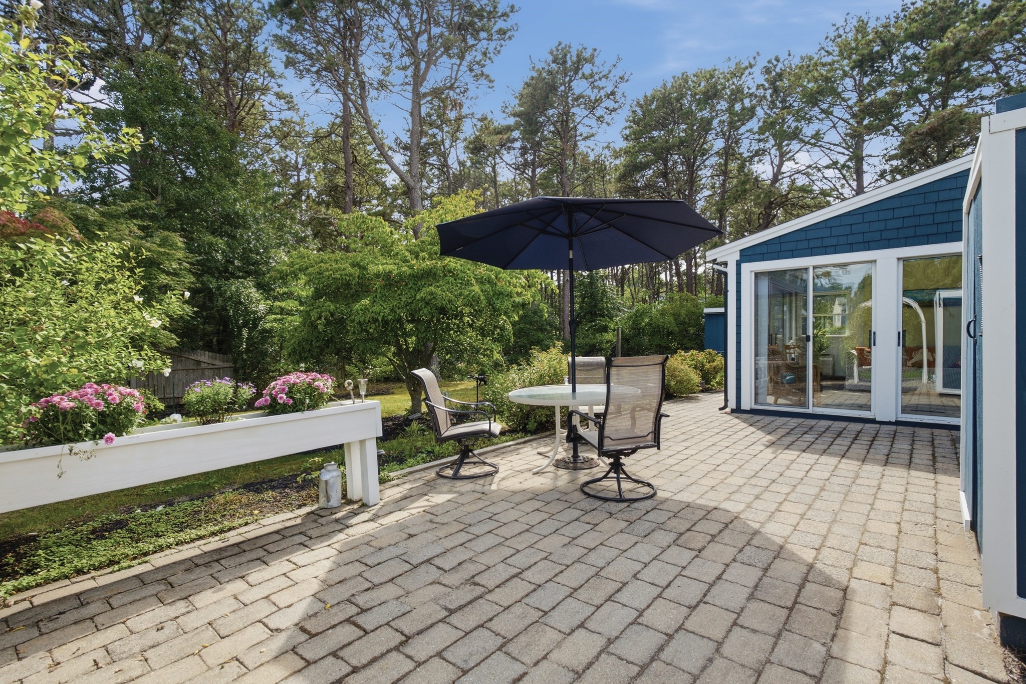 105 Beacon Street Property Photo 36