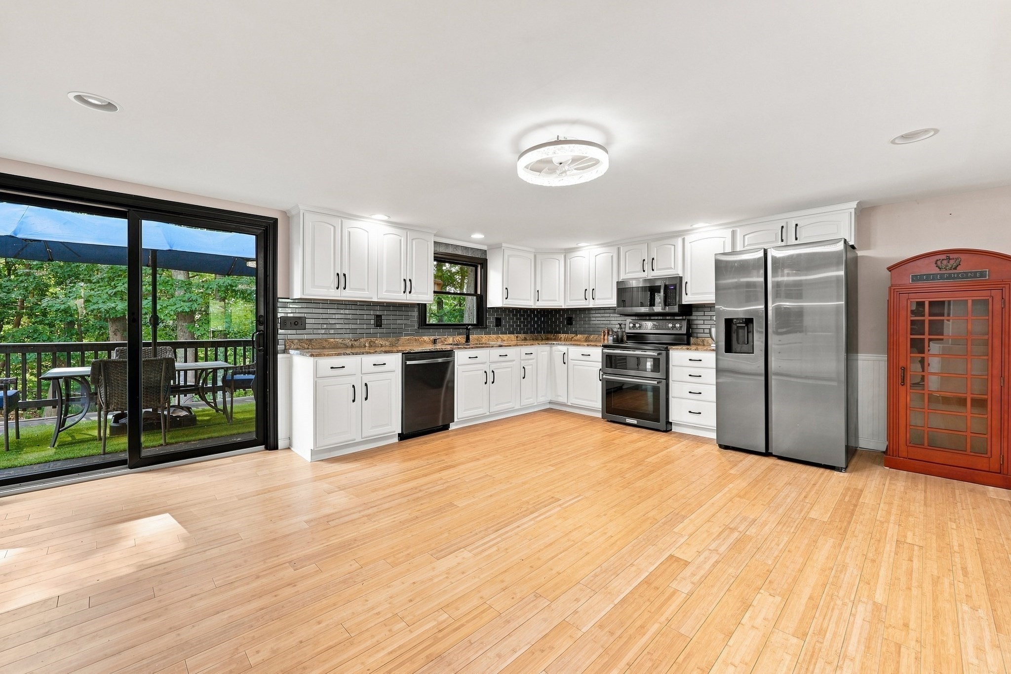 26 Glen Forest Lane Property Photo 4