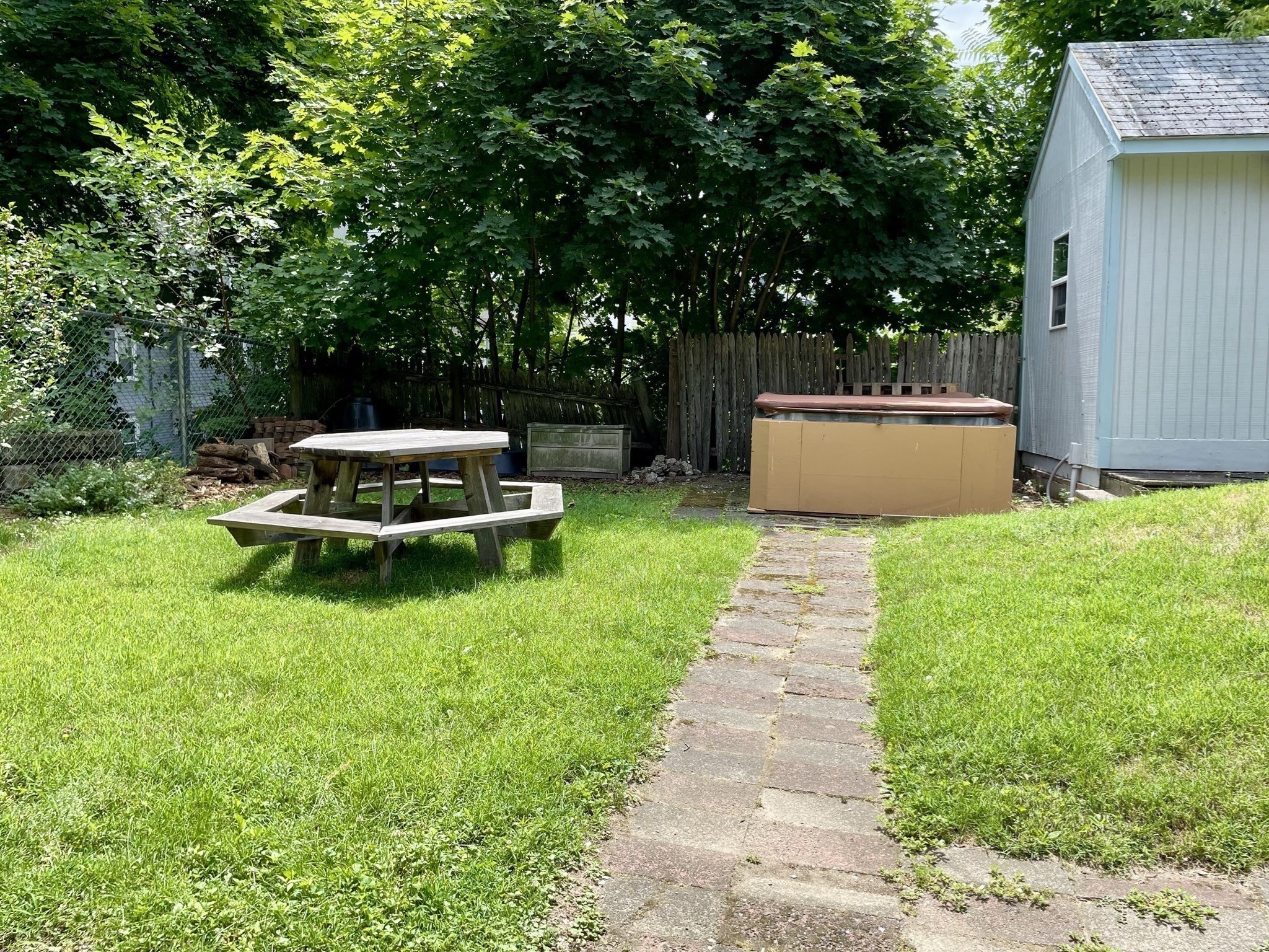 122 Westbourne Ter # B Property Photo 1